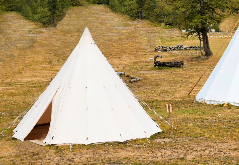 pyramid meditation tent